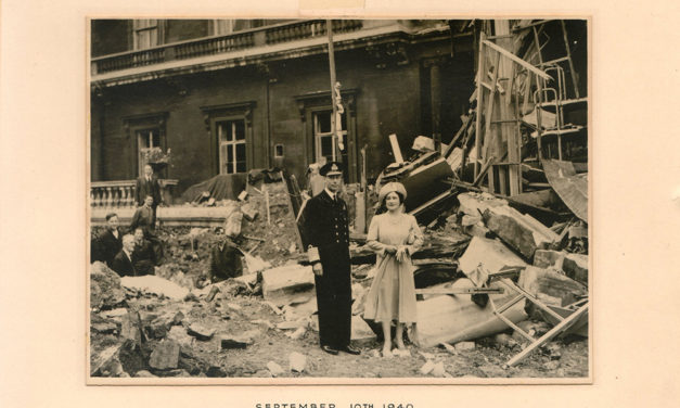 George VI & Queen Mum signed 1940 War Damage Christmas Card