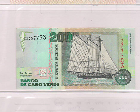Cape Verde #P54a, P60, P63 Unc 1977/89 banknote trio
