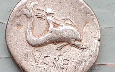 Roman Republic 76 BC Lucretia 4gm Silver Denarius