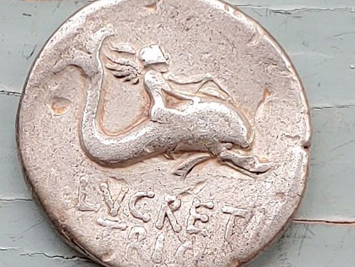Roman Republic 76 BC Lucretia 4gm Silver Denarius