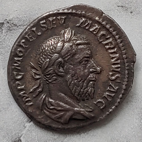 Macrinus 217-218 AD 3gm Silver Denarius