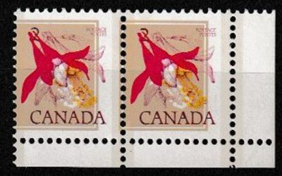 Canada #707var Never Hinged LR 1977 2c Misprint Pair