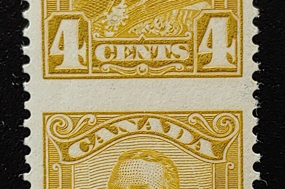 Canada #152c VFNH 1929 4c George V Perf by Imperf Pair