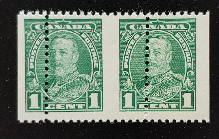 Canada #217 Never Hinged 1c George V Misperf Pair