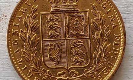 G.B. XF 1868 Shield type Victoria Gold Sovereign lt scratch .235oz AGW