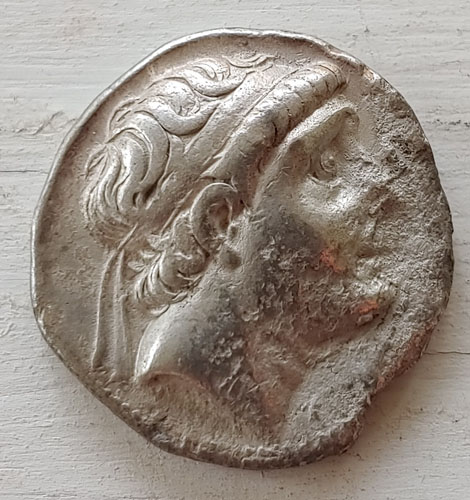 Antiochus III 222-187 BC 16gm Greek Syria Silver Tetradrachm chin mk