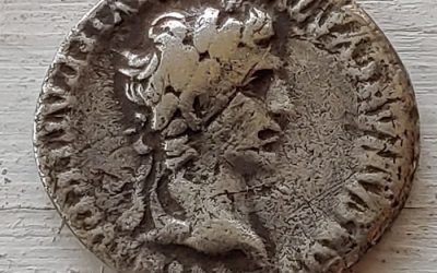 Augustus 27 BC-14 AD 4gm Silver Denarius