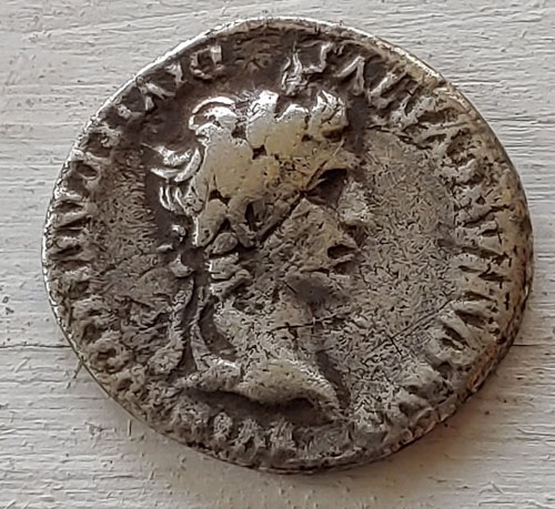 Augustus 27 BC-14 AD 4gm Silver Denarius