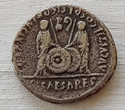 Augustus 27 BC-14 AD 4gm Silver Denarius