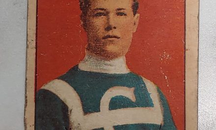 Skinner Poulin C-56 1910/11 #24 Rookie Hockey Card, faults