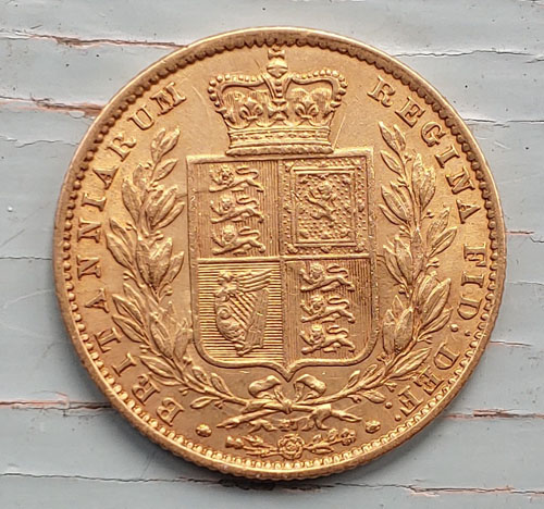 G.B. VF+ 1886 Shield Type Die 47 Victoria Gold Sovereign, die crack