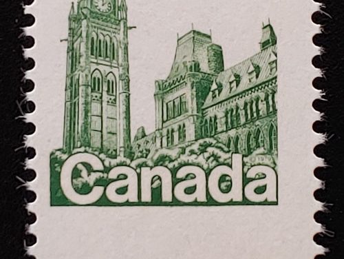 Canada #790 Never Hinged 1979 17c Parliament Misperf ex Penko