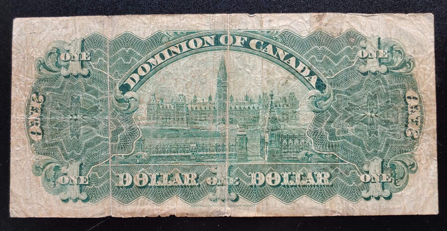 Dominion of Canada #DC-18di VG 1911 Horseblanket $1, pinhole $120