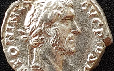 Antoninus Pius 138-161 AD 17mm 3.3gm Silver Denarius