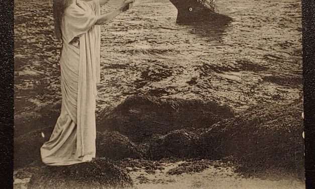 RMS Titanic Unused Nearer , My God, to Thee Memorial Postcard