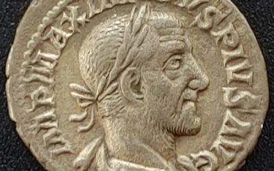 Maximinus I 235-238 AD 2.46gm Silver Denarius w/ Providentia