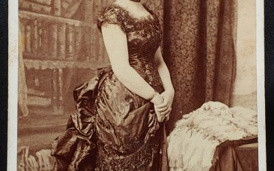 Lady Macdonald 4×6.25″ Topley Cabinet Photo