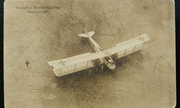 Germany Unused Gotha G.V. Bomber Postcard