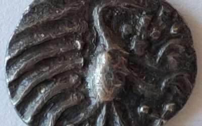 Anglo Saxon 695/740 AD plumed Bird type 1.15gm Silver Sceat