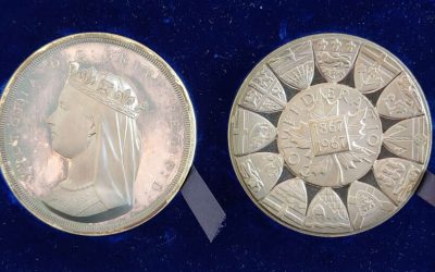 Canada Unc Centennial Pinches’ boxed #23/100 Silver Medal duo, 14oz
