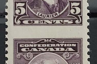 Canada #144c VFNH 1927 5c Laurier Perf by Imperf Pair