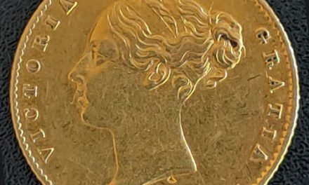 G.B./Colonial Canada VF 1852 QV Shield Type Gold 1/2 Sovereign