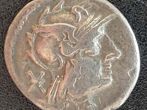 Tiberius Minucius cf Augurinus 134 BC 3.75gm Silver Denarius