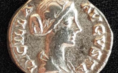 Lucilla 164-182 AD 2.81gm Silver Denarius w/ Venus etc