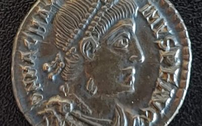 Magnus Maximus 383-388 AD 2.12gm Treveri Mint Silver Siliqua
