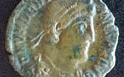 Valentinian I 364-375 AD 18mm 2gm AE18 struck at Siscia Mint