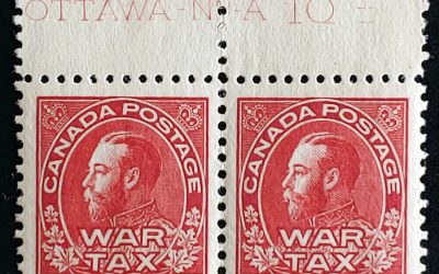 Canada #MR2 VFNH 1915 top margin imprint War Tax Pair
