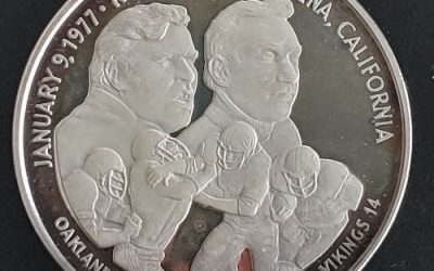 Super Bowl XI Proof 1977 60g sterling Silver Football medal