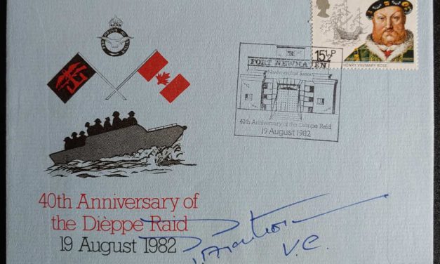 Patrick Porteous, VC signed 19 Aug 1982 15.5p Dieppe Raid Cover