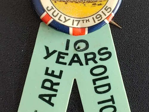 T. Eaton Co. ltd 17 Jul 1915 10 Year Anniversary Badge w/ skirt