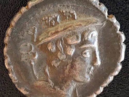 Mamilia 82 BC Roman Republic 3.87g Serrate Silver Denarius