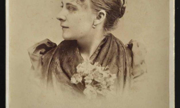 Charlottetown, P.E.I. 4.5×6.5″ Cook Victorian Beauty Cabinet Photo