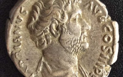 Hadrian AD117-138 3.555gm Silver Denarius/ Vota Publica etc