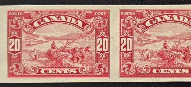 Canada #157a VF Mint 1929 20c Imperf Pair