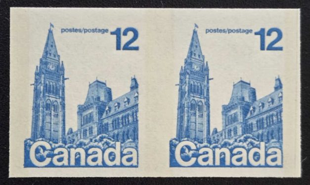 Canada #729a VFNH 1977 12c Parliament Imperforate Pair