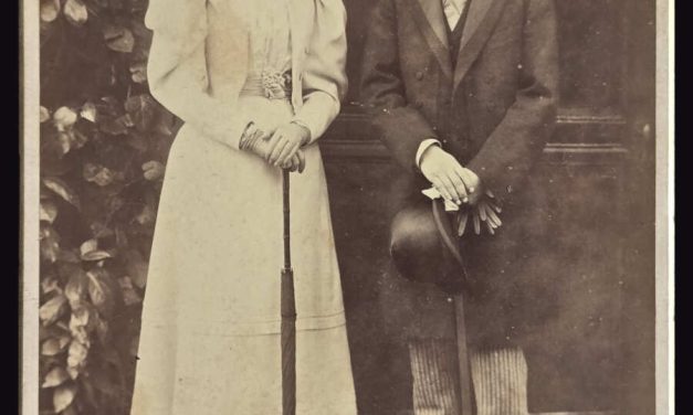Nicholas & Alexandra signed 1894 5×8.5″ Huhlenhuth Coburg photo, ex Raab