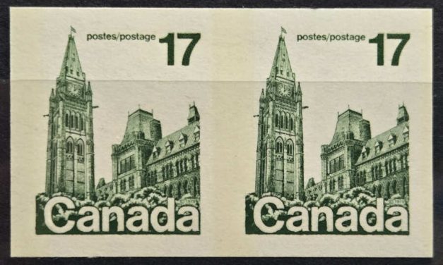 Canada #806a VFNH 1979 17c Parliament Imperf Pair