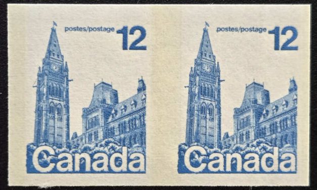 Canada #729a VFNH 1977 12c Parliament Imperforate Pair
