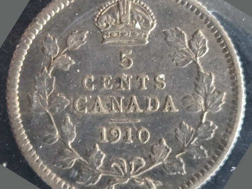 Canada ICCS EF40 1910 Round Leaves Silver 5 Cents