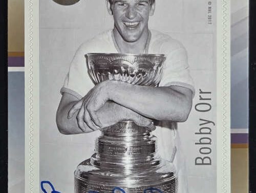 Canada #3036i VFNH 2017 $1.80 Bobby Orr signed