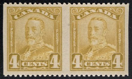 Canada #152b VF Mint 1 NH 1929 4c Perf by Imperf Pair