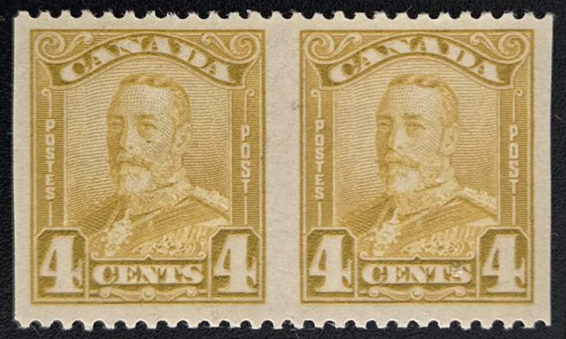 Canada #152b VF Mint 1 NH 1929 4c Perf by Imperf Pair