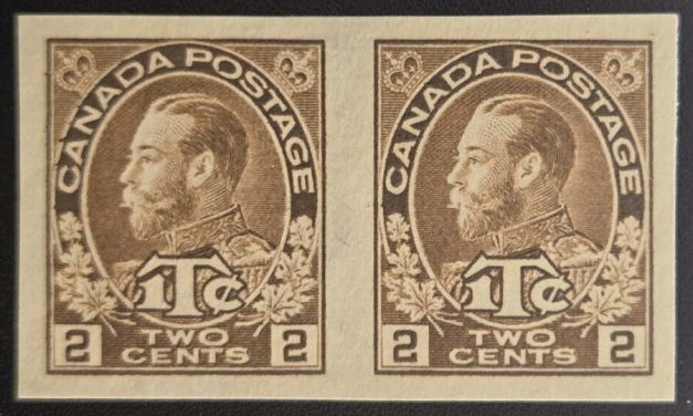 Canada #MR4b VF Unu 1916 War Tax Imperf Pair, ngai