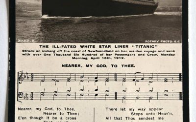 Titanic Unu Nearer my God to Thee real photo Postcard