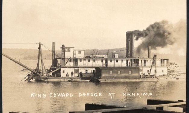Canada Postcards. British Columbia. RPPC (Real Photo Postcard) of the King Edward Dredge ship. Stunning photograph by King Studio